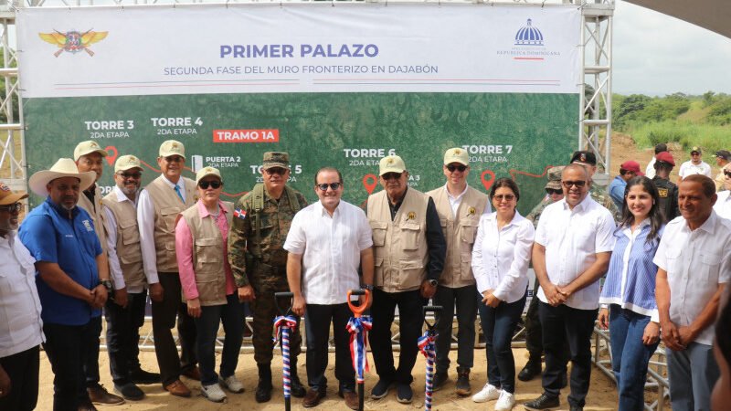 Otro palazo para construcción de 13 kilómetros mas del muro fronterizo en Dajabón