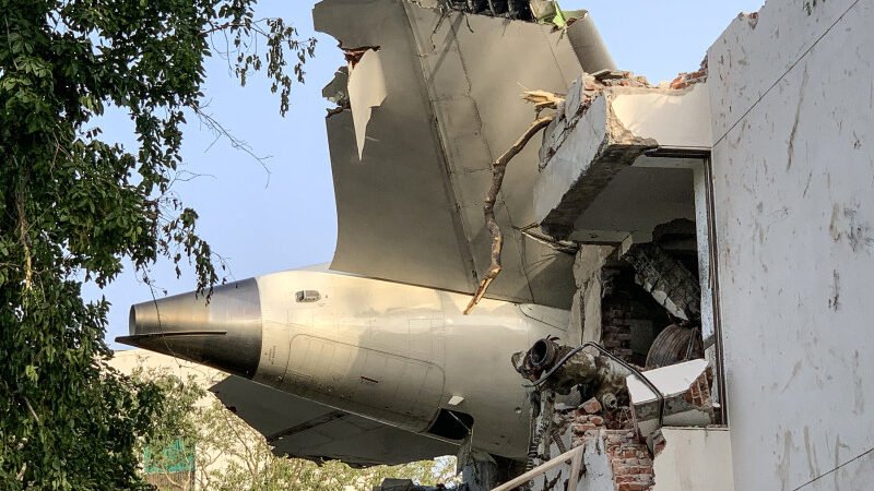 Del accidente aéreo de Air India, solo un superviviente y 268 cuerpos recuperados