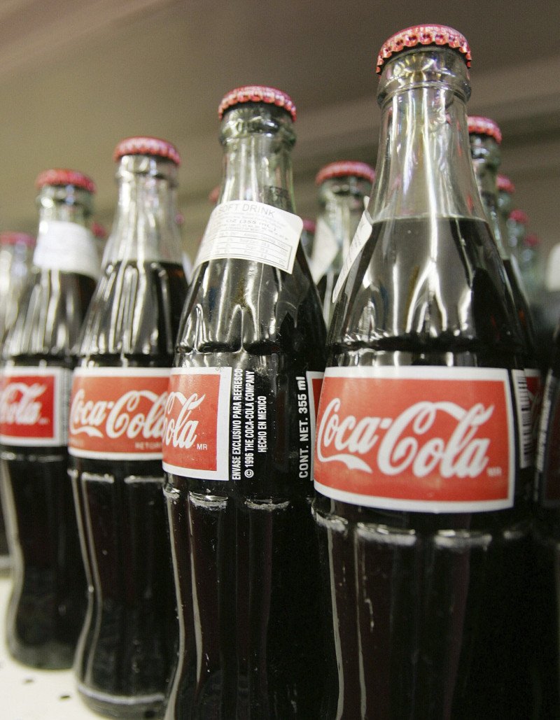 Coca-Cola usará azúcar de caña, pero consumidores prefieren refrescos sin azúcar