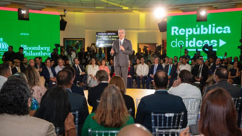 Abinader lanza el concurso nacional “República de Ideas”