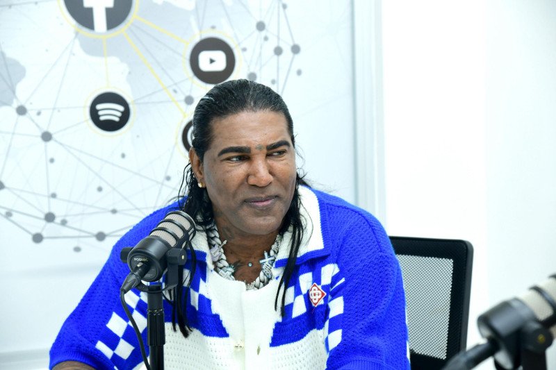 Omega le responde a su hija sobre acusaciones de abandono y de no cubrir gastos médicos