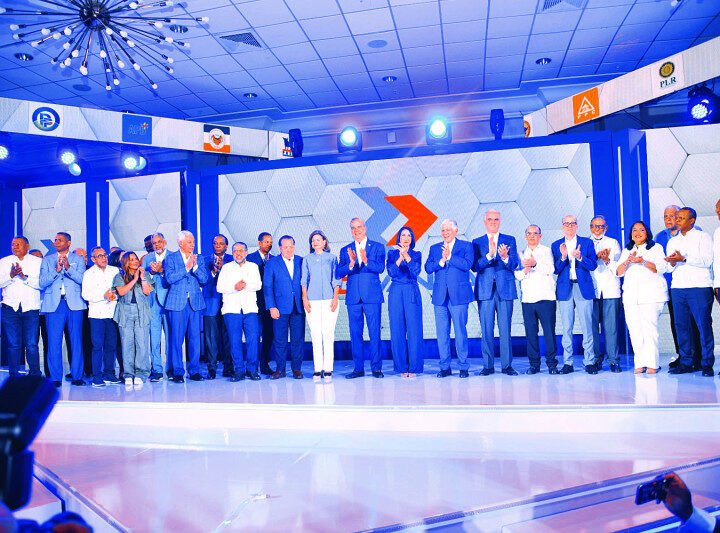 Aliados de Abinader y el PRM