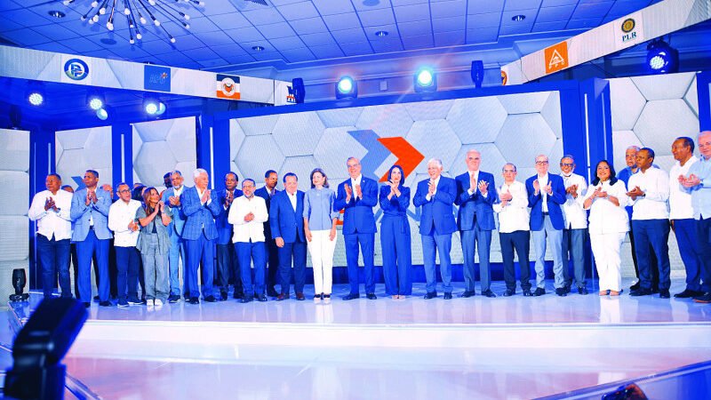 Aliados de Abinader y el PRM