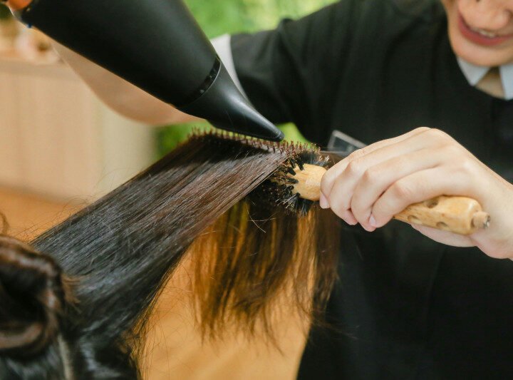 La rutina, quiebra el cabello, según especialista