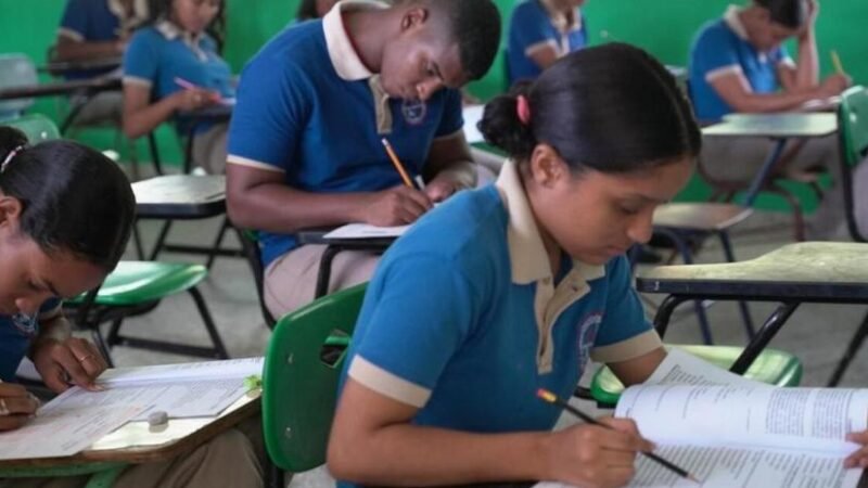 Un 20% de Estudiantes no pasan la primera convocatoria de las Pruebas Nacionales,
