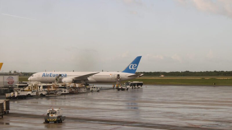 Una falsa alarma tras alerta de bomba en vuelo Madrid – SD