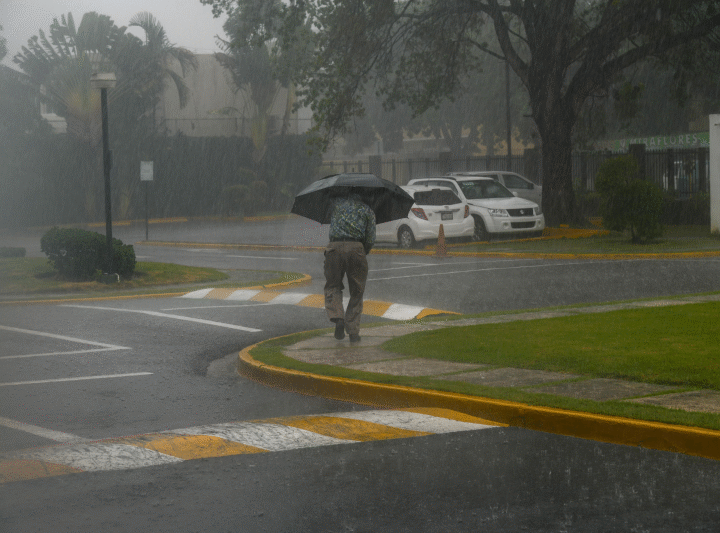 Lluvias este miércoles por vaguada con temperaturas calurosas