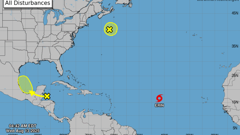 La tormenta tropical Erin podría convertirse en huracán