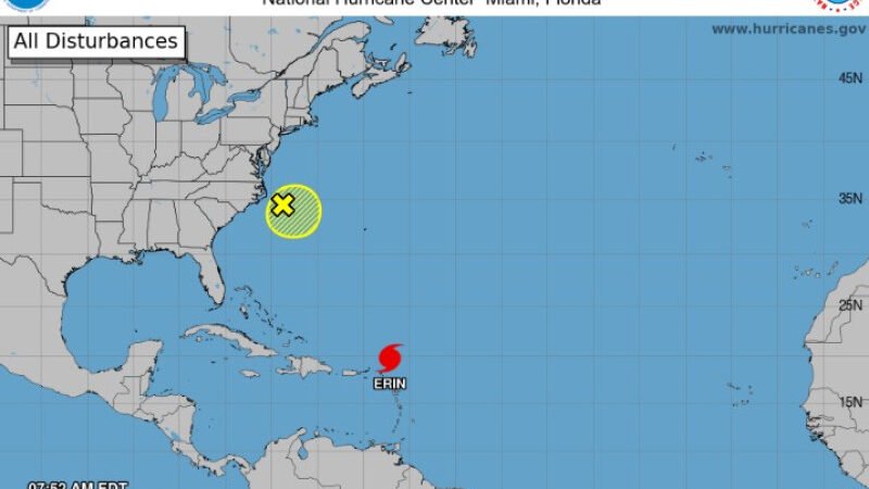 Erin se convierte en huracán de categoría 4