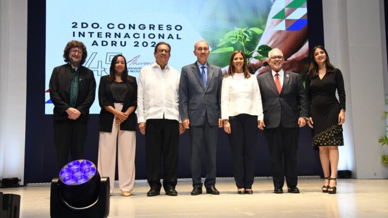 Fortalecer formación en carreras STEM
