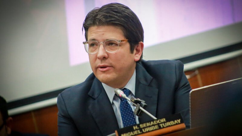 Miguel Uribe Turbay senador y precandidato presidencial