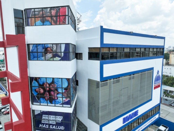 Suplidores deben acelerar y completar entrega de útiles escolares