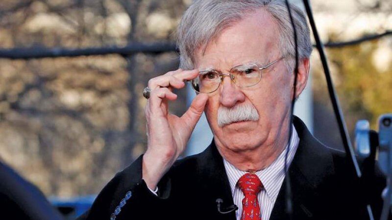 Allanan casa de John Bolton, hoy opositor