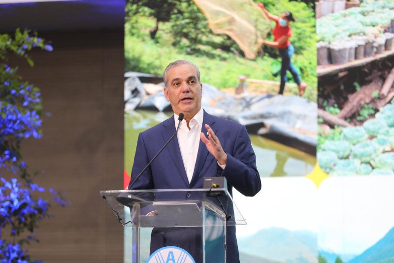 Luís le dice a Danilo: “Voy a seguir hablando mucho”