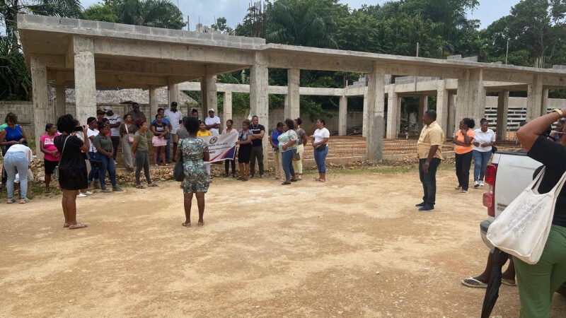 Más de 400 centros educativos pendientes sin ser habilitados