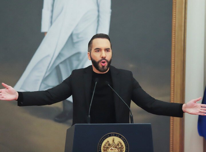 Contras a las reformas de Nayib Bukele del Arzobispo salvadoreño