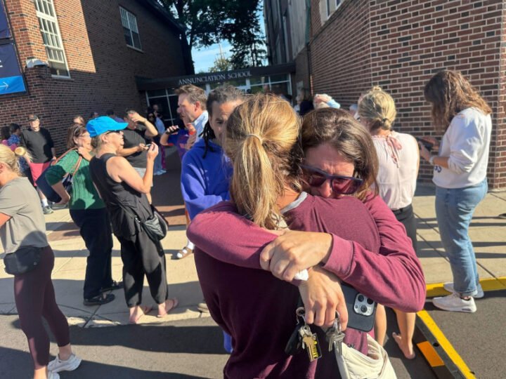 Tiroteo en escuela católica de Minneapolis