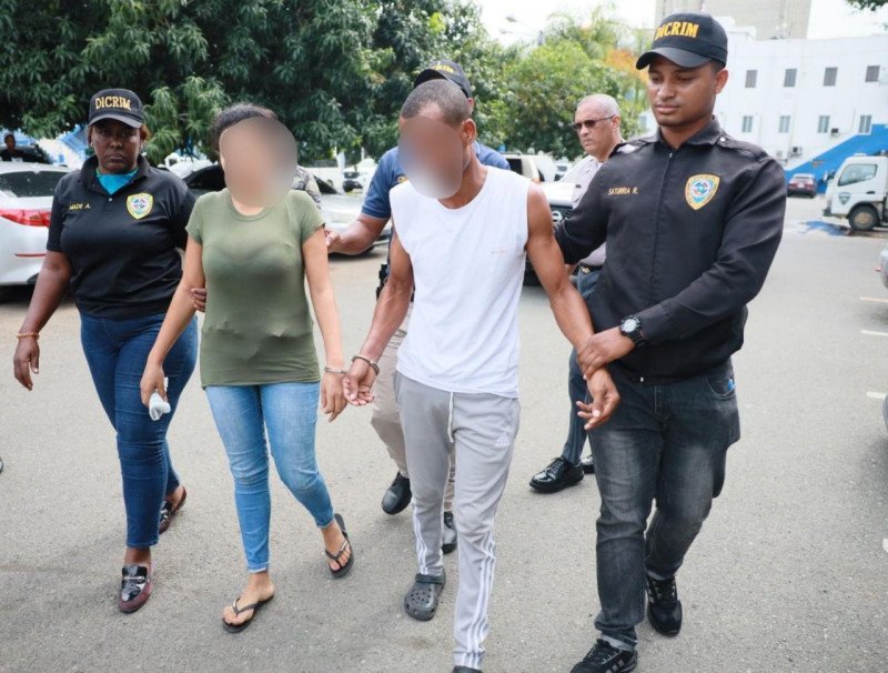 Apresan pareja de esposos por la muerte de una niña de 7 años que el sector Los Guandules