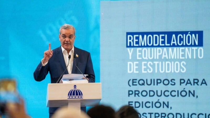 Escenario donde Luis Abinader defiende su Gobierno