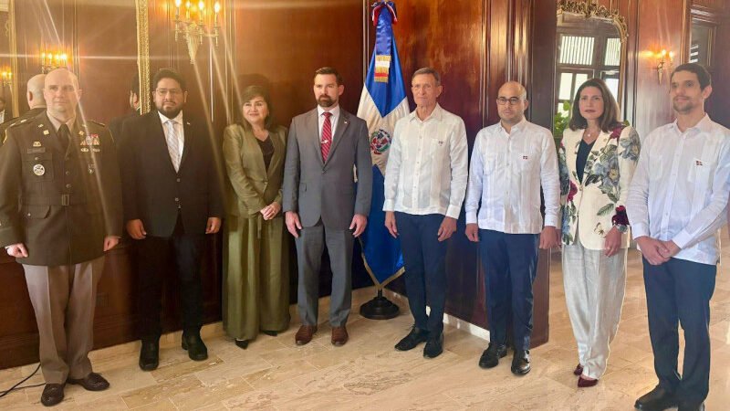 Delegación de Estados Unidos visita RD para fortalecer cooperación en seguridad y desarrollo