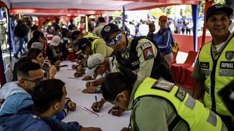 «La patria nos hace un llamado»: Venezuela amplía reserva militar para enfrentar «amenaza» de EEUU