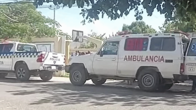 Catorce estudiantes intoxicados en escuela de Mao
