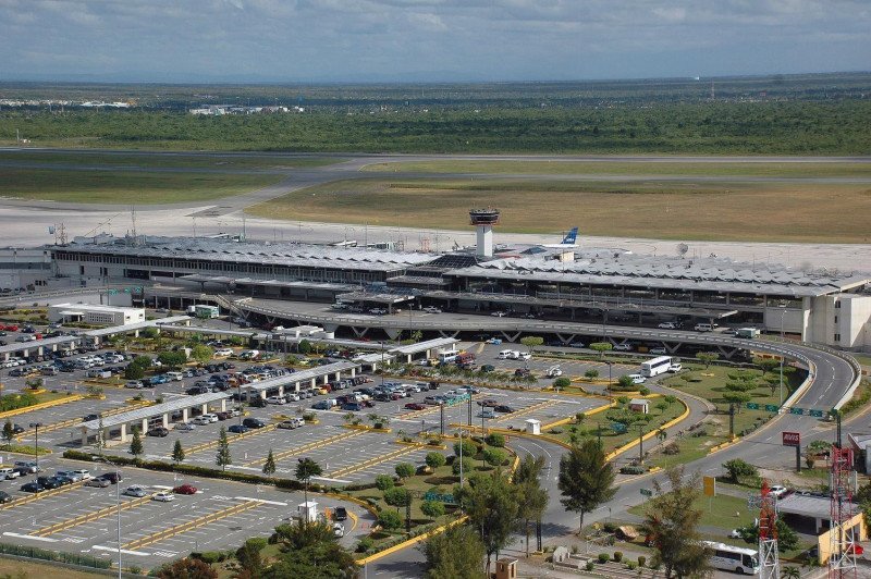 Acusan al Estado de estafarlos con terrenos del Aeropuerto Internacional de Las Américas