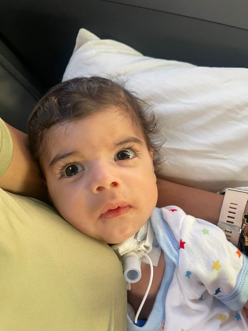 Dayron recibirá Donado un frasco de medicina