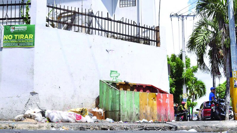 Insalubridad en hospitales de Santo Domingo