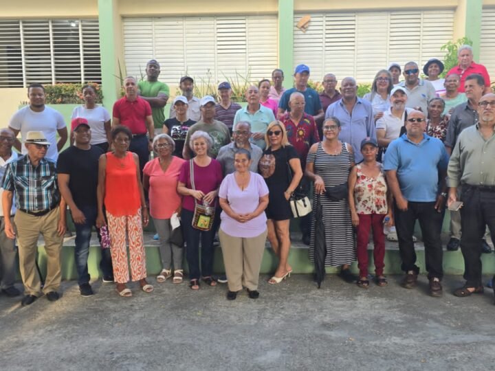 Fuerza Comunitaria convoca reunión vecinal para reclamar derechos en Ensanche Altagracia y Residencial Santo Domingo