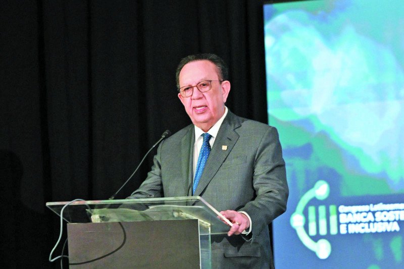 Banco Central buscará frenar el alza del dólar