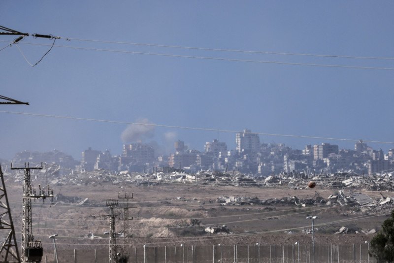 Israel avanzan hacia el centro de Ciudad de Gaza