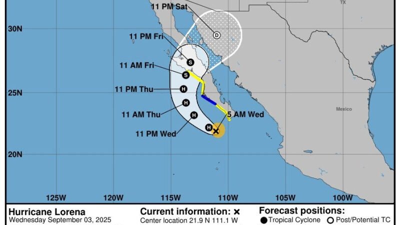 Lorena ya es un huracán categoría 1 y avanza por el Pacífico mexicano