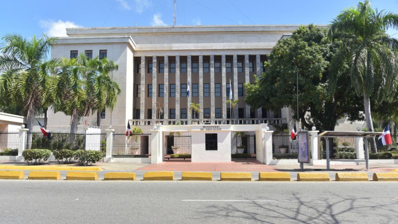 Someterán a la justicia personal suspendido de la Escuela donde grabaron video vulgar
