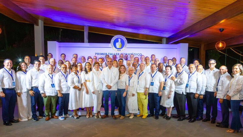 PRM traza hoja de ruta hacia el 2028 con taller estratégico en Jarabacoa