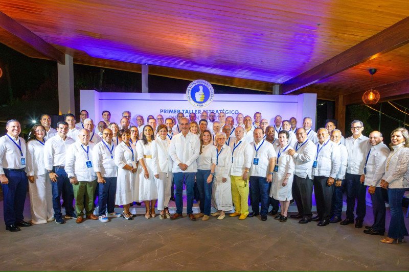 PRM traza hoja de ruta hacia el 2028 con taller estratégico en Jarabacoa