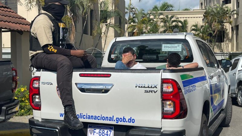 Detienen a 14 personas por «orgía»