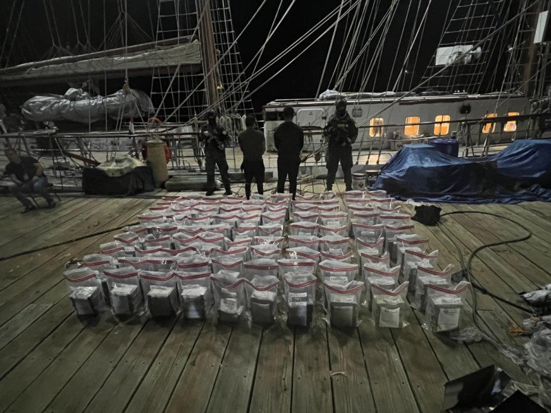 Incautan 448 paquetes de cocaína en Peravia