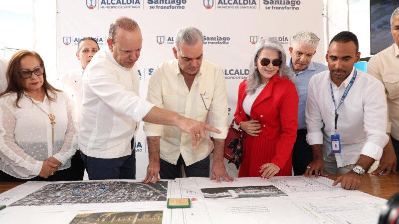 Anuncian reconstrucción del mercado Hospedaje Yaque y construcción del «Mirador del Yaque»