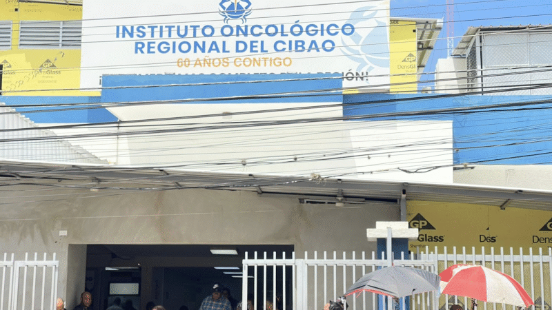 Seis médicos abandonan el Instituto Oncológico del Cibao