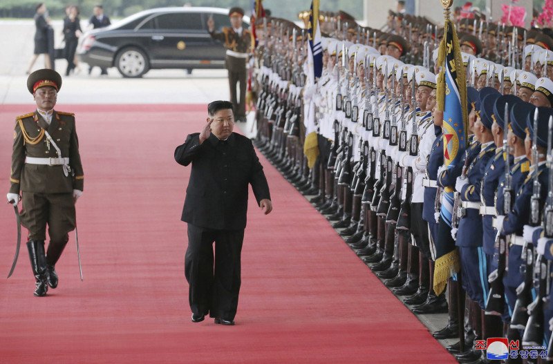 Kim Jong Un llega a China para un encuentro histórico con Xi y Putin