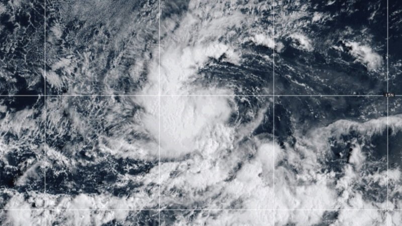 Tormenta tropical Kiko  cerca de las costas de México