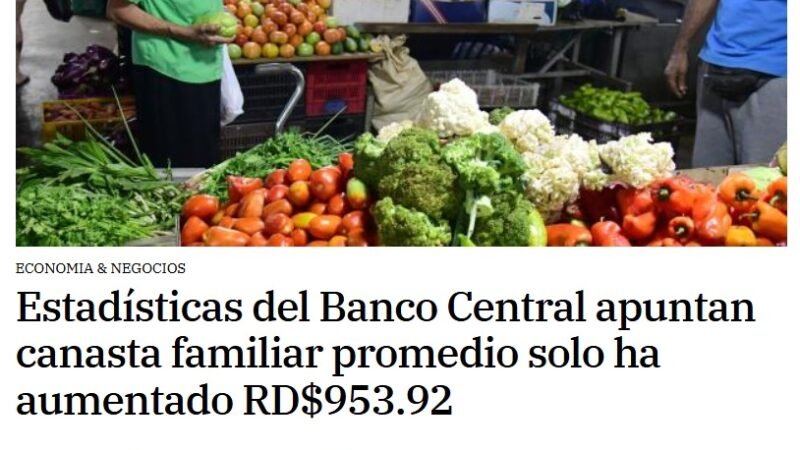 Resignadas, muchos consumidores locales deciden comprar los productos pese a sus protestas