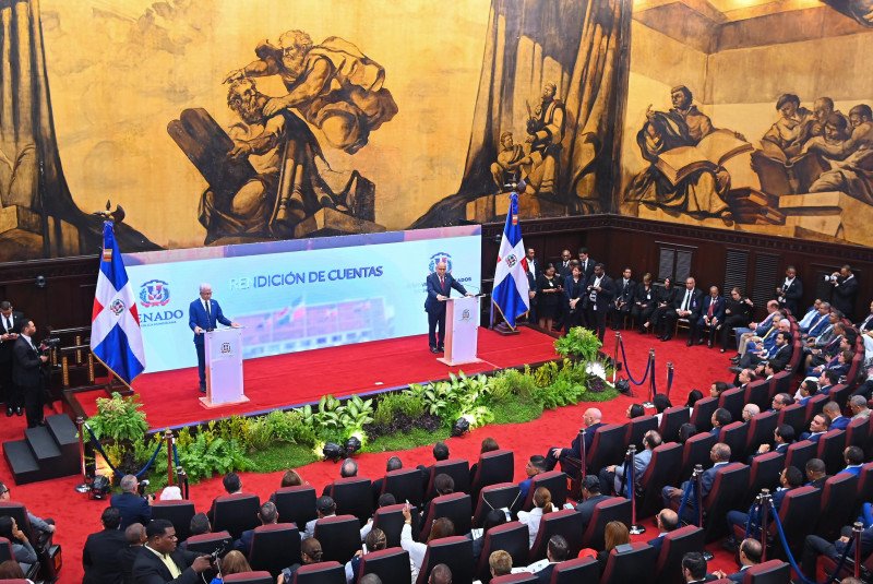 Transferirán a Trabajo autorización para excederse en contratación de extranjeros