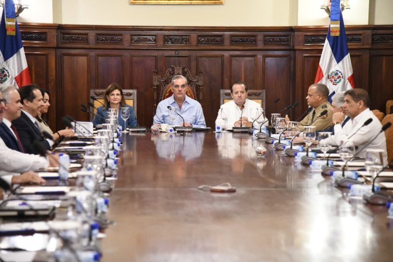 Debate entre oposición y oficialismo y tema principal del Consejo de Ministros