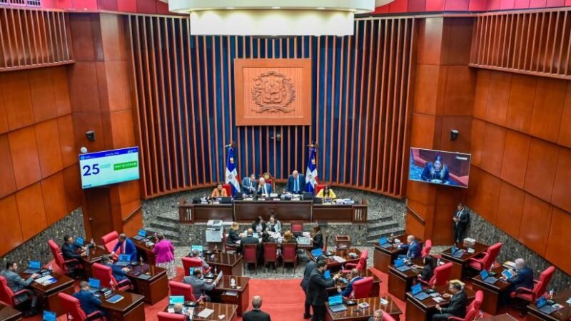 Senado deniega peticiones del empresariado en reforma laboral aprobada