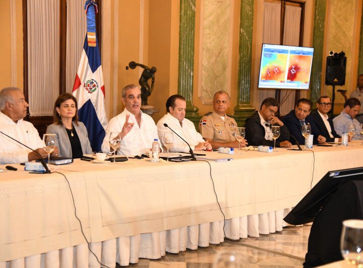 La jornada laboral será hasta la 1:00 p. m. y se suspenden las clases