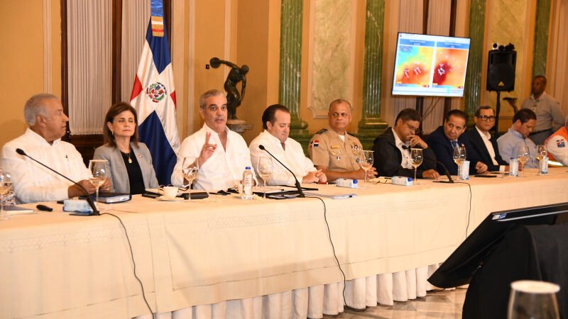 La jornada laboral será hasta la 1:00 p. m. y se suspenden las clases