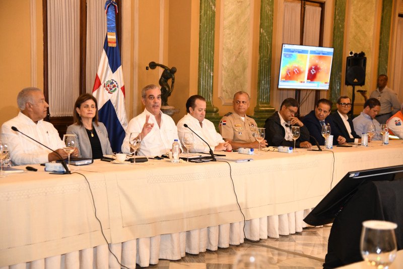 La jornada laboral será hasta la 1:00 p. m. y se suspenden las clases