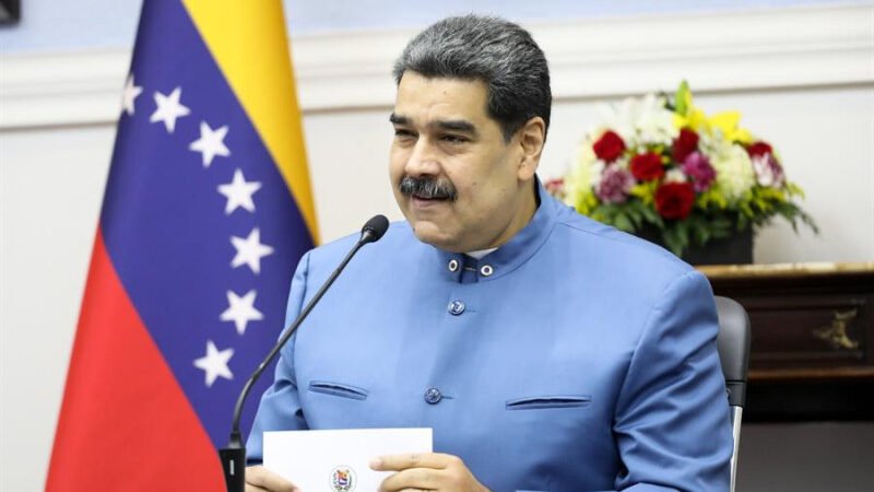 Maduro le ha ofrecido «de todo» a Donald Trump porque no quiere «meterse» con EE.UU.